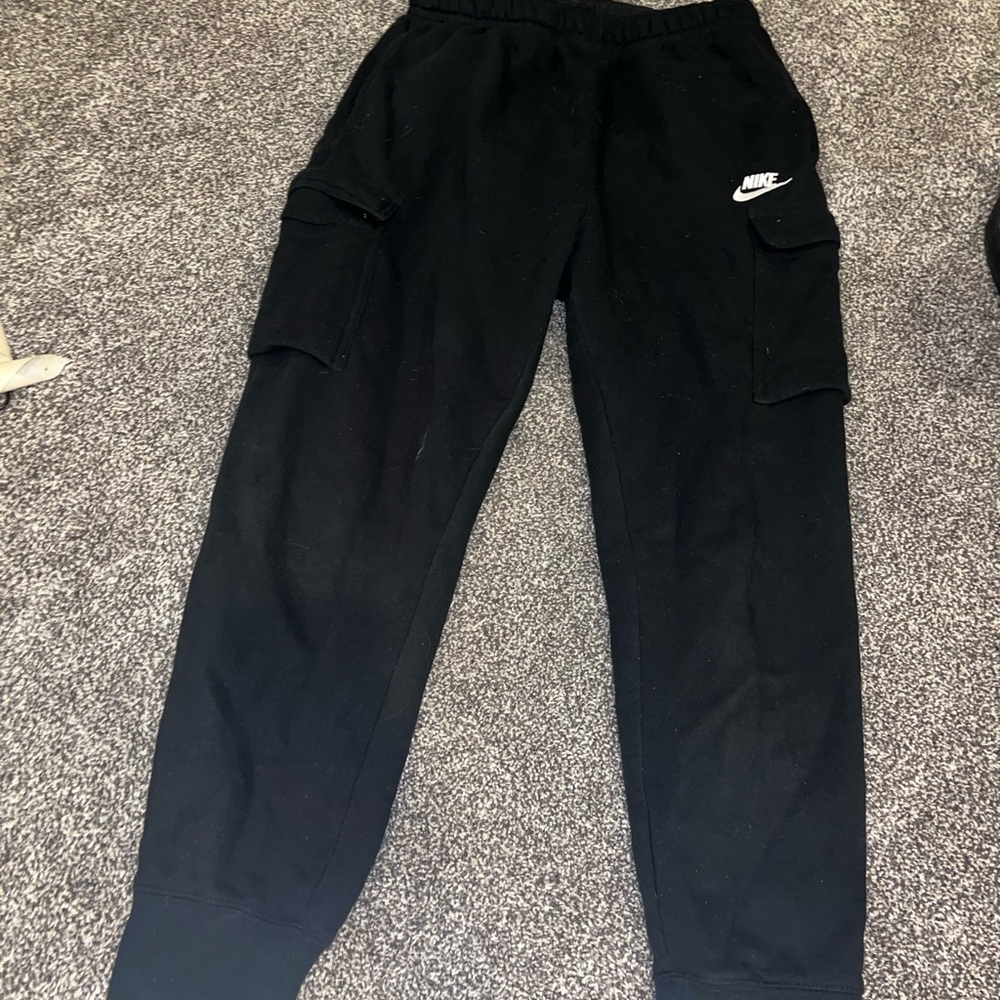 black cargo nike sweatpants